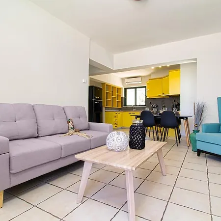 Venizelos Apartment